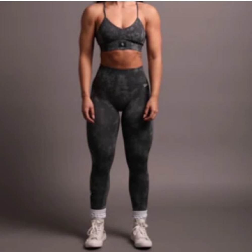 She wolf big everson seamless leggings